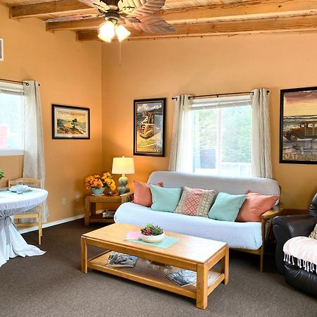 Riverview Cozy Home By The River คลาแมธ ภายนอก รูปภาพ
