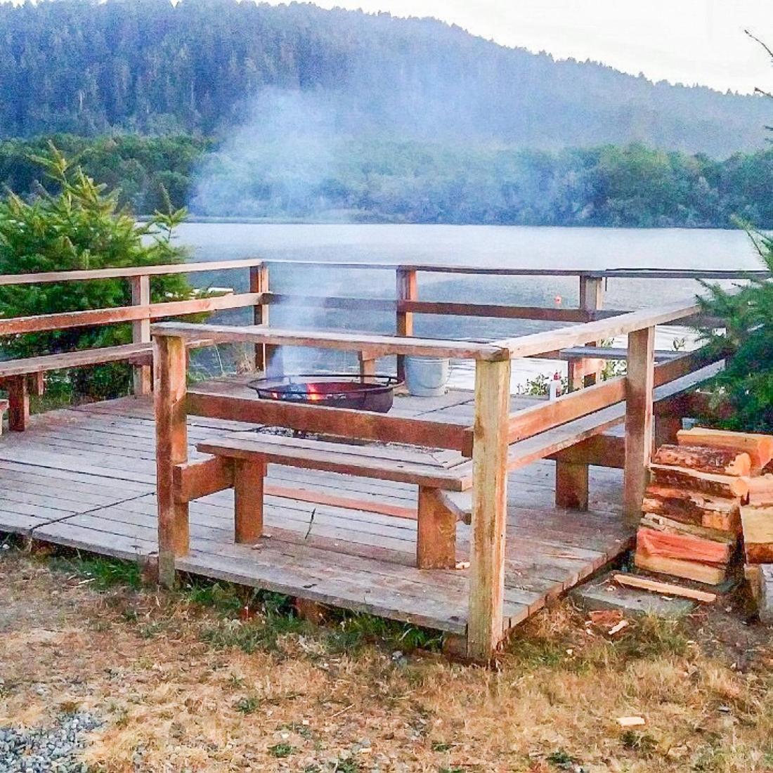 Riverview Cozy Home By The River คลาแมธ ภายนอก รูปภาพ